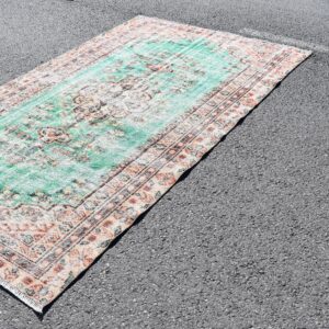 5.1 ft. x 8.4 ft. Vintage Turkish Rug TR09497 Image 1