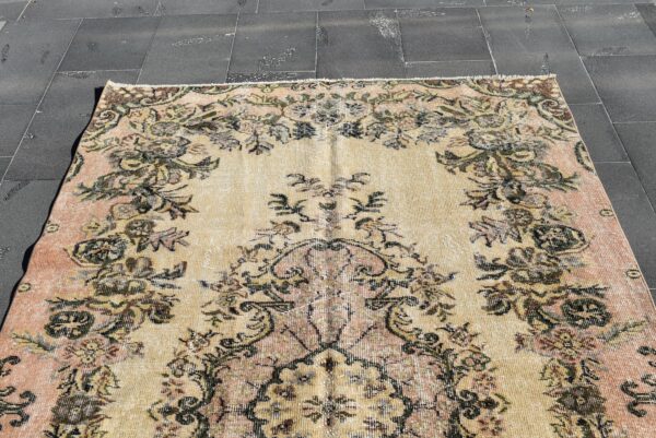 5.1 ft. x 8.5 ft. Vintage Turkish Rug TR09547 Image 4