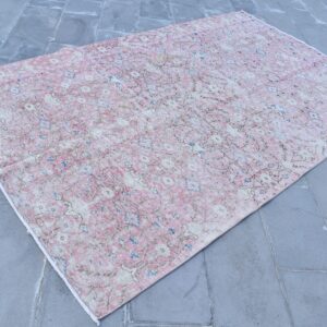 5.5 ft. x 9.1 ft. Vintage Turkish Rug TR09637 Image 1