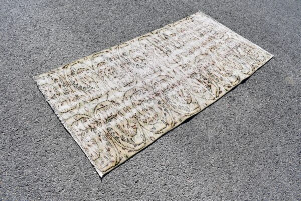 3.1 ft. x 6.3 ft. Vintage Turkish Rug TR09727 Image 1