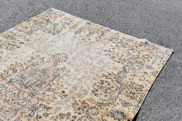 5.4 ft. x 9.1 ft. Vintage Turkish Rug TR09767 Image 4