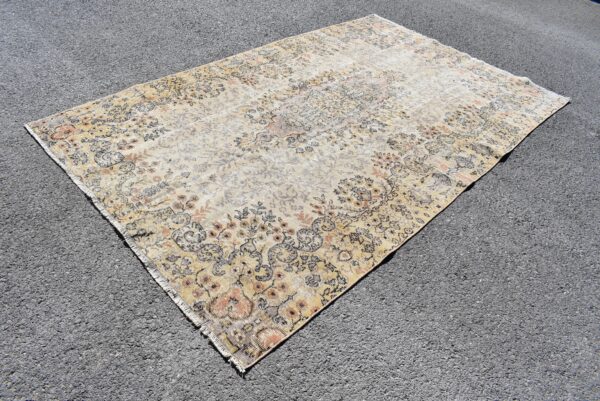 5.4 ft. x 9.1 ft. Vintage Turkish Rug TR09767 Image 1