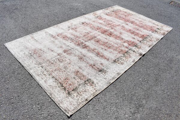 5.4 ft. x 9.8 ft. Vintage Turkish Rug TR09867 Image 1