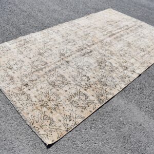 5.1 ft. x 9 ft. Vintage Turkish Rug TR09887 Image 1