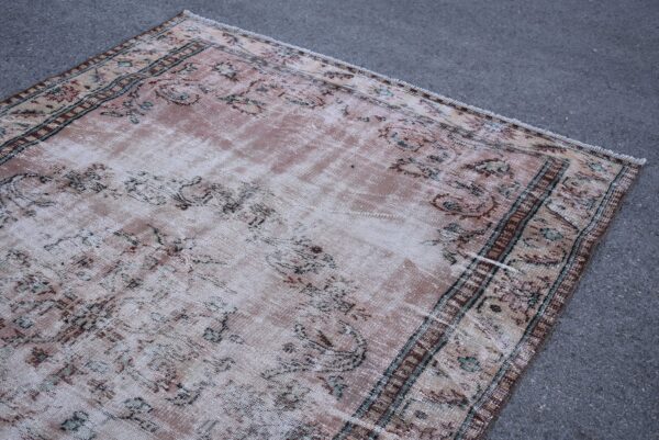 5.8 ft. x 9.4 ft. Vintage Turkish Rug TR09917 Image 4