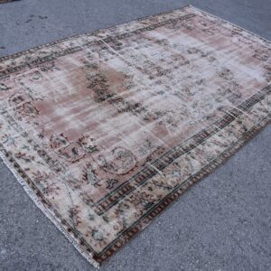 5.8 ft. x 9.4 ft. Vintage Turkish Rug TR09917 Image 1