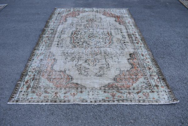 6 ft. x 9.3 ft. Vintage Turkish Rug TR09937 Image 2
