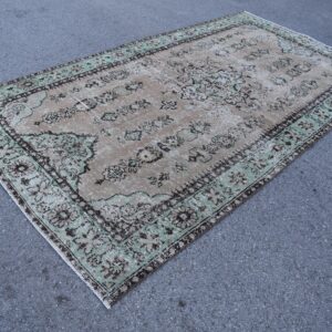 5.5 ft. x 10.1 ft. Vintage Turkish Rug TR09957 Image 1