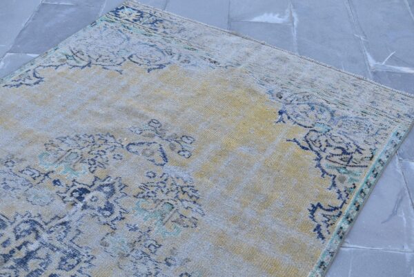 4.7 ft. x 10.2 ft. Vintage Turkish Rug TR09967 Image 4