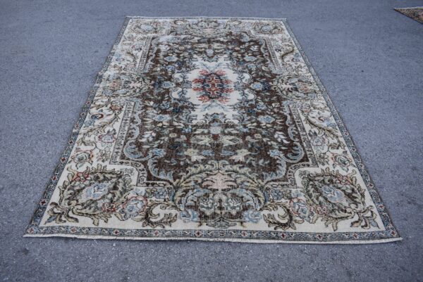 5.7 ft. x 9 ft. Vintage Turkish Rug TR09987 Image 2