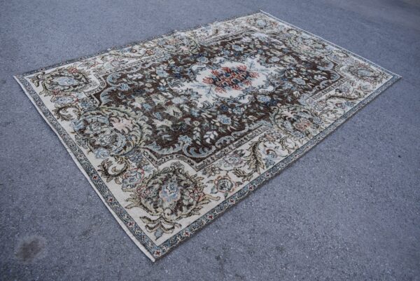 5.7 ft. x 9 ft. Vintage Turkish Rug TR09987 Image 1