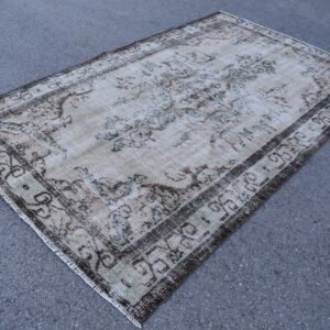 5.4 ft. x 8.9 ft. Vintage Turkish Rug TR10007 Image 1