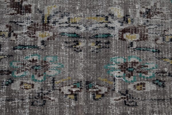 5 ft. x 8.8 ft. Vintage Turkish Rug TR10017 Image 6