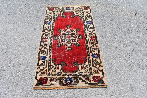 2.3 ft. x 4.3 ft. Vintage Turkish Rug TR10067 Image 2