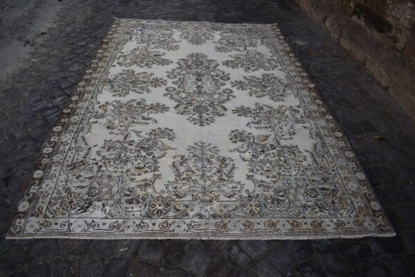 6.2 ft. x 9.5 ft. Vintage Turkish Rug TR10117 Image 2