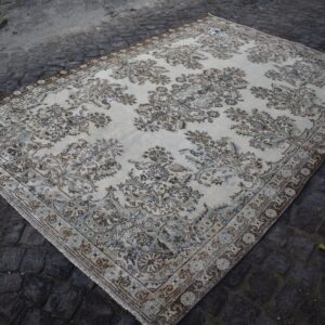 6.2 ft. x 9.5 ft. Vintage Turkish Rug TR10117 Image 1
