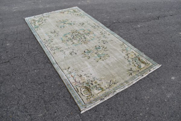4.3 ft. x 8.2 ft. Vintage Turkish Rug TR10137 Image 3