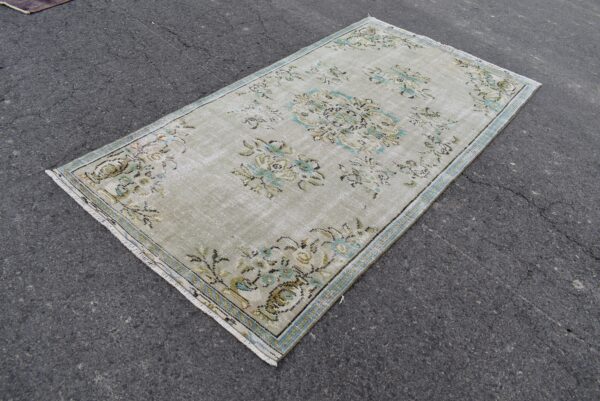 4.3 ft. x 8.2 ft. Vintage Turkish Rug TR10137 Image 1