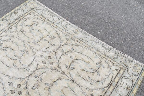 5.2 ft. x 8.4 ft. Vintage Turkish Rug TR10347 Image 4