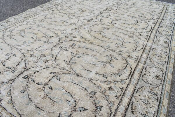 5.2 ft. x 8.4 ft. Vintage Turkish Rug TR10347 Image 5