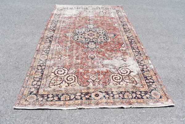 5.2 ft. x 9.2 ft. Vintage Turkish Rug TR10477 Image 2