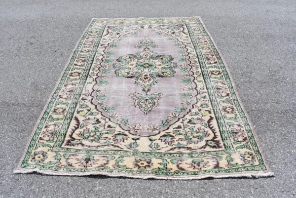 5.8 ft. x 8.6 ft. Vintage Turkish Rug TR10537 Image 2