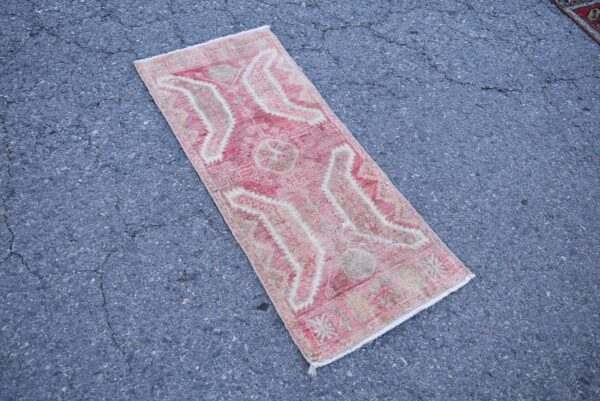 1.4 ft. x 3.5 ft. Vintage Turkish Rug TR10547 Image 3