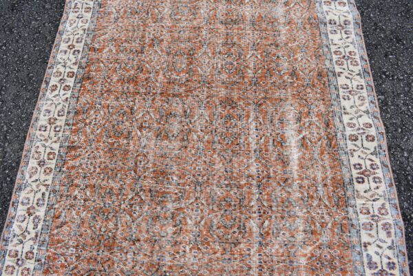 5.1 ft. x 9.2 ft. Vintage Turkish Rug TR10627 Image 4