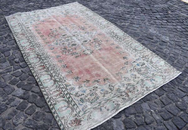 5.1 ft. x 8.3 ft. Vintage Turkish Rug TR10637 Image 2