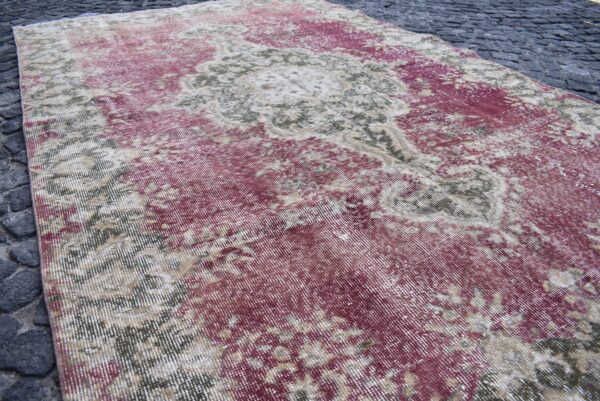 5.8 ft. x 9.3 ft. Vintage Turkish Rug TR10647 Image 5