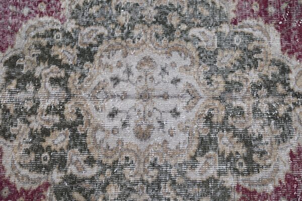 5.8 ft. x 9.3 ft. Vintage Turkish Rug TR10647 Image 6