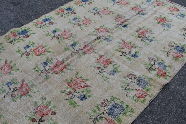 5.2 ft. x 8.1 ft. Vintage Turkish Rug TR10687 Image 5
