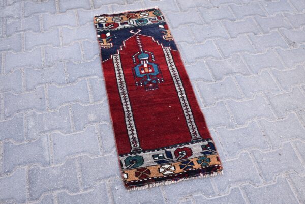 1.3 ft. x 3.6 ft. Vintage Turkish Rug TR10707 Image 3