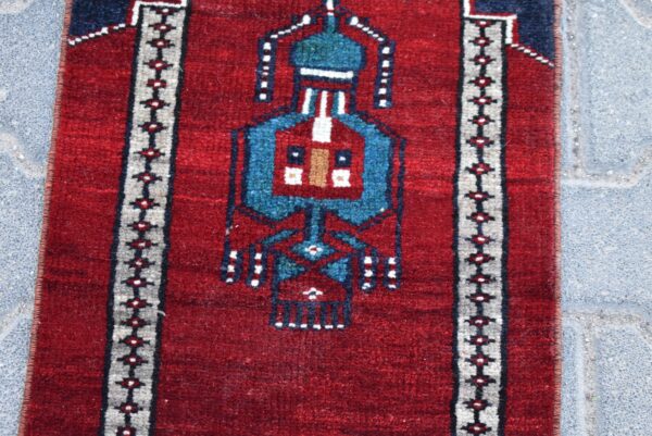 1.3 ft. x 3.6 ft. Vintage Turkish Rug TR10707 Image 6
