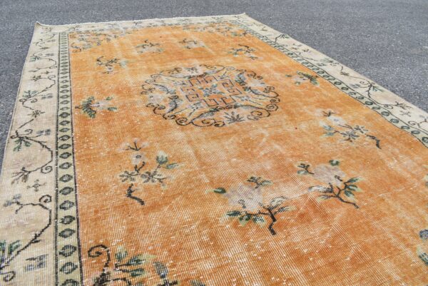 5.5 ft. x 9 ft. Vintage Turkish Rug TR10727 Image 5