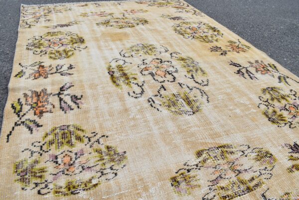 5 ft. x 8 ft. Vintage Turkish Rug TR10777 Image 5