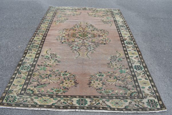 5.8 ft. x 8.9 ft. Vintage Turkish Rug TR10787 Image 2