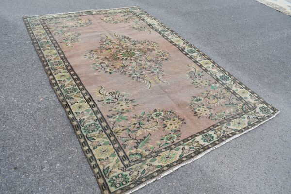 5.8 ft. x 8.9 ft. Vintage Turkish Rug TR10787 Image 3