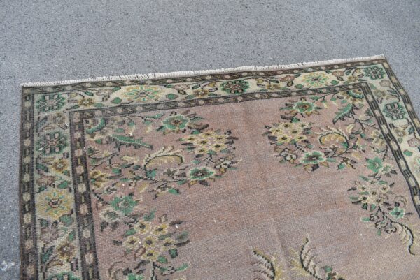 5.8 ft. x 8.9 ft. Vintage Turkish Rug TR10787 Image 4