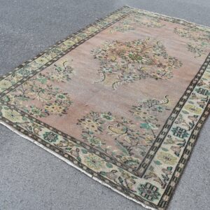 5.8 ft. x 8.9 ft. Vintage Turkish Rug TR10787 Image 1