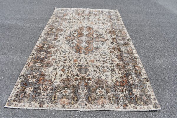 5.3 ft. x 9.6 ft. Vintage Turkish Rug TR10807 Image 2