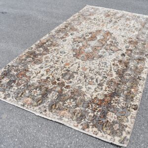 5.3 ft. x 9.6 ft. Vintage Turkish Rug TR10807 Image 1