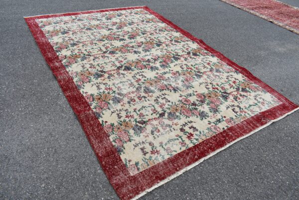5.6 ft. x 9.4 ft. Vintage Turkish Rug TR10817 Image 3