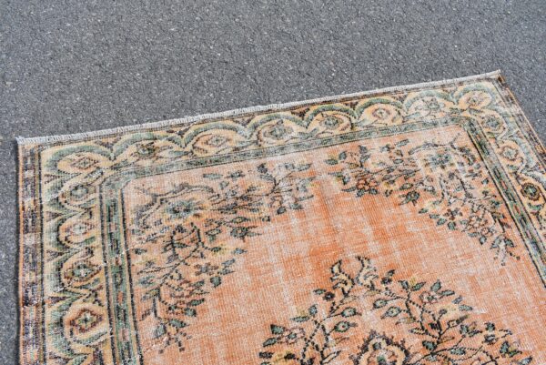 5.8 ft. x 8.7 ft. Vintage Turkish Rug TR10827 Image 4