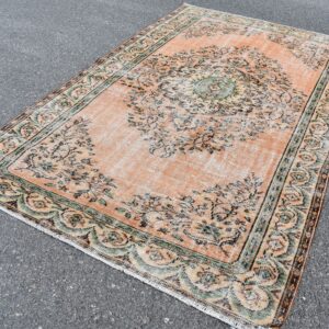 5.8 ft. x 8.7 ft. Vintage Turkish Rug TR10827 Image 1