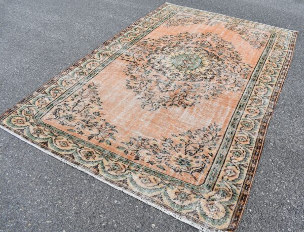 5.8 ft. x 8.7 ft. Vintage Turkish Rug TR10827 Image 1