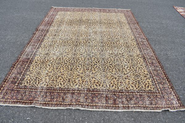 6.8 ft. x 9.5 ft. Vintage Turkish Rug TR10837 Image 2