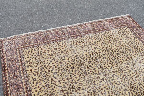 6.8 ft. x 9.5 ft. Vintage Turkish Rug TR10837 Image 4