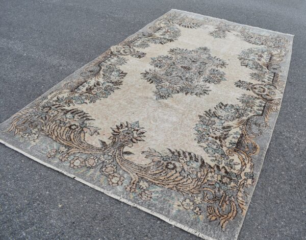 5.4 ft. x 9.2 ft. Vintage Turkish Rug TR10847 Image 1