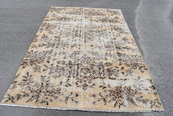 6 ft. x 9.4 ft. Vintage Turkish Rug TR10867 Image 2